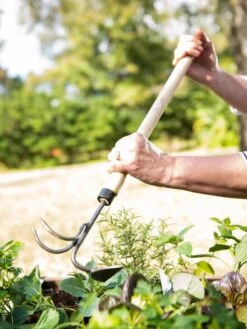 Gardener's Lifetime Raised Bed Cultivator -Deals Seed N Tools Store 8587960 3527 tif