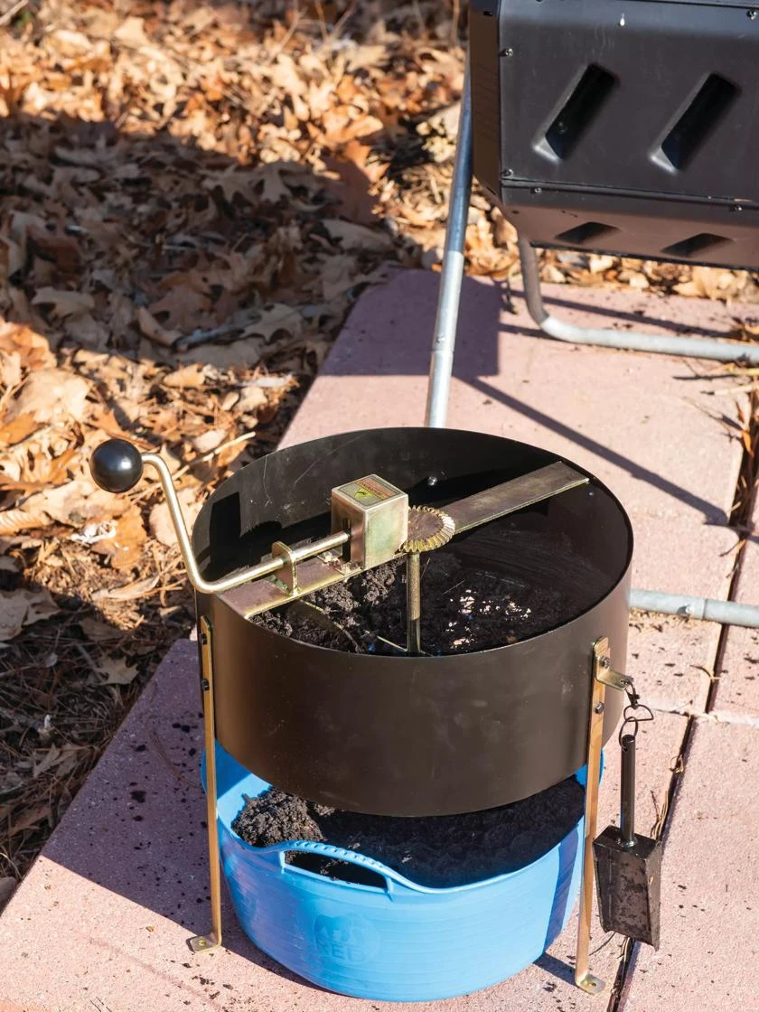 Gardener's Rotary Compost Soil Sifter 4 Gardener's Rotary Compost Soil Sifter - Image 2