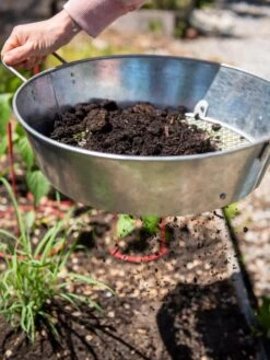 Gardener's Compost Soil Sifter -Deals Seed N Tools Store 8611018 160 tif